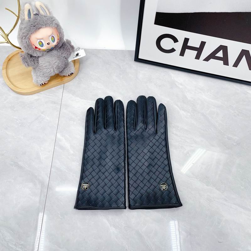 Prada Gloves dx06